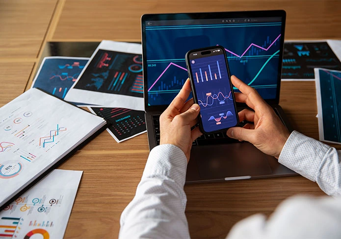 Spot Prices vs. Futures Prices: A Trader’s Guide to Commodity Market Dynamics